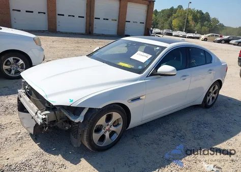 2018 Jaguar Xe 25T из США, поврежденный, VIN SAJAR4FX7JCP35825